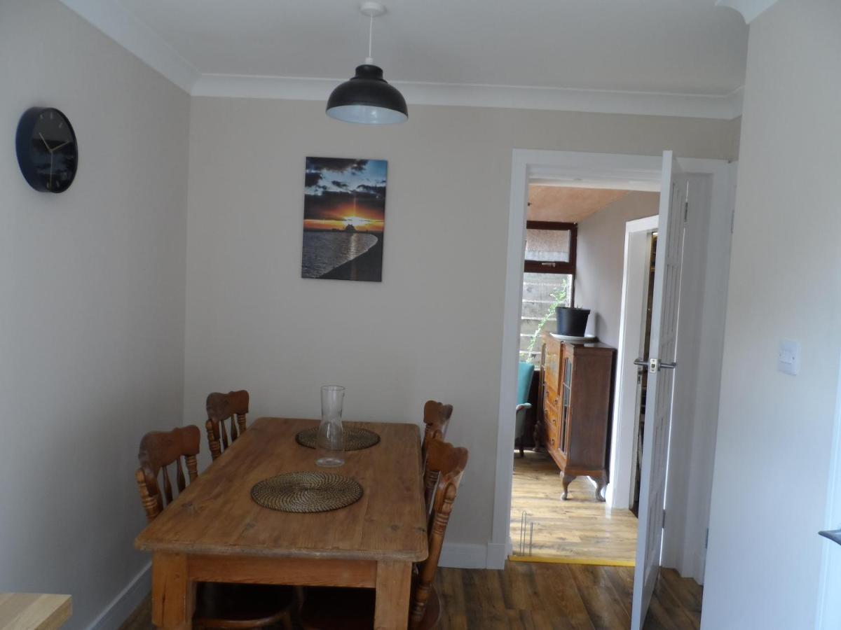 Beautifully Revovated, In The Heart Of Inverness Villa Buitenkant foto